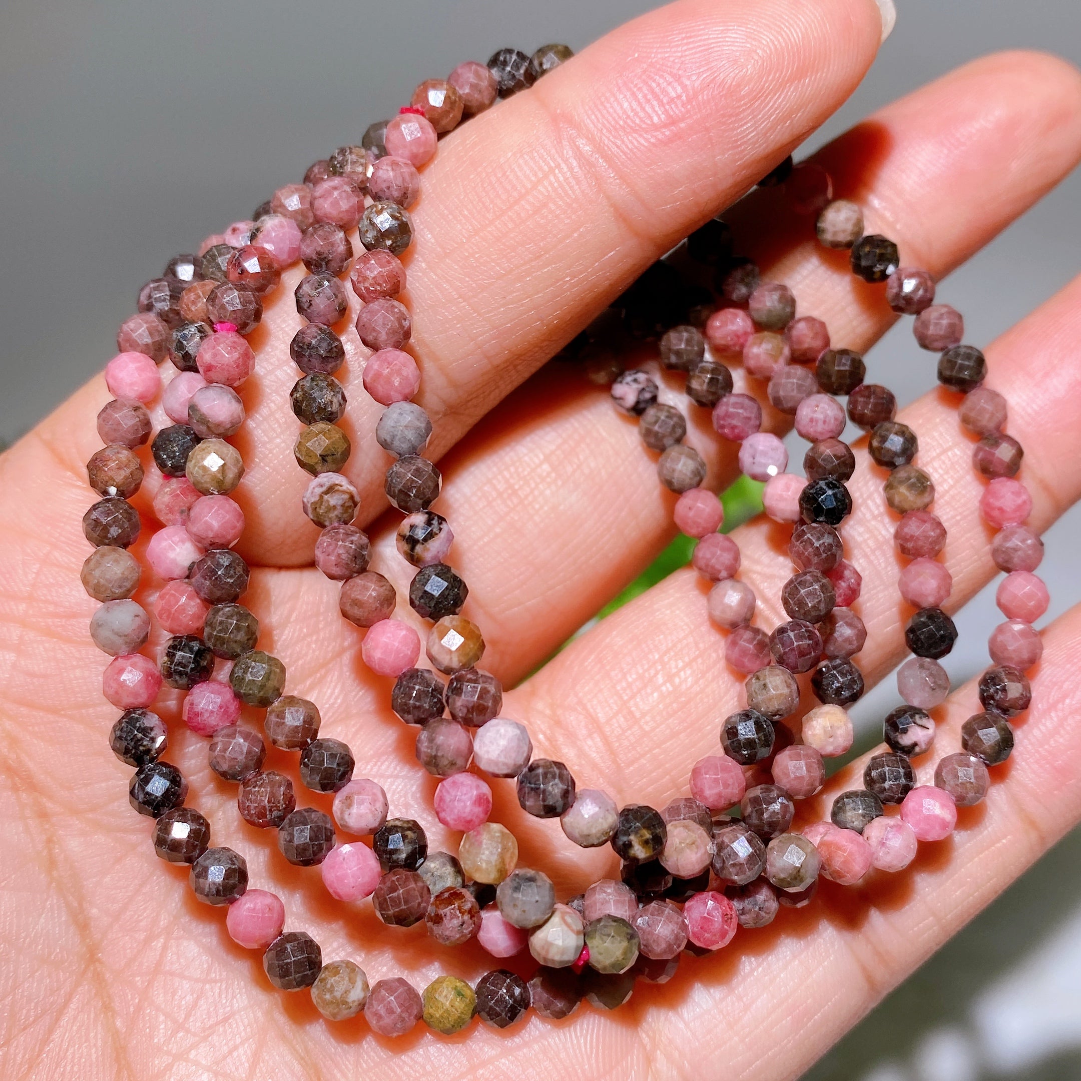 ATELIER-TIBET – Bracelet Élégant en Quartz Rose Facetté 4 mm
