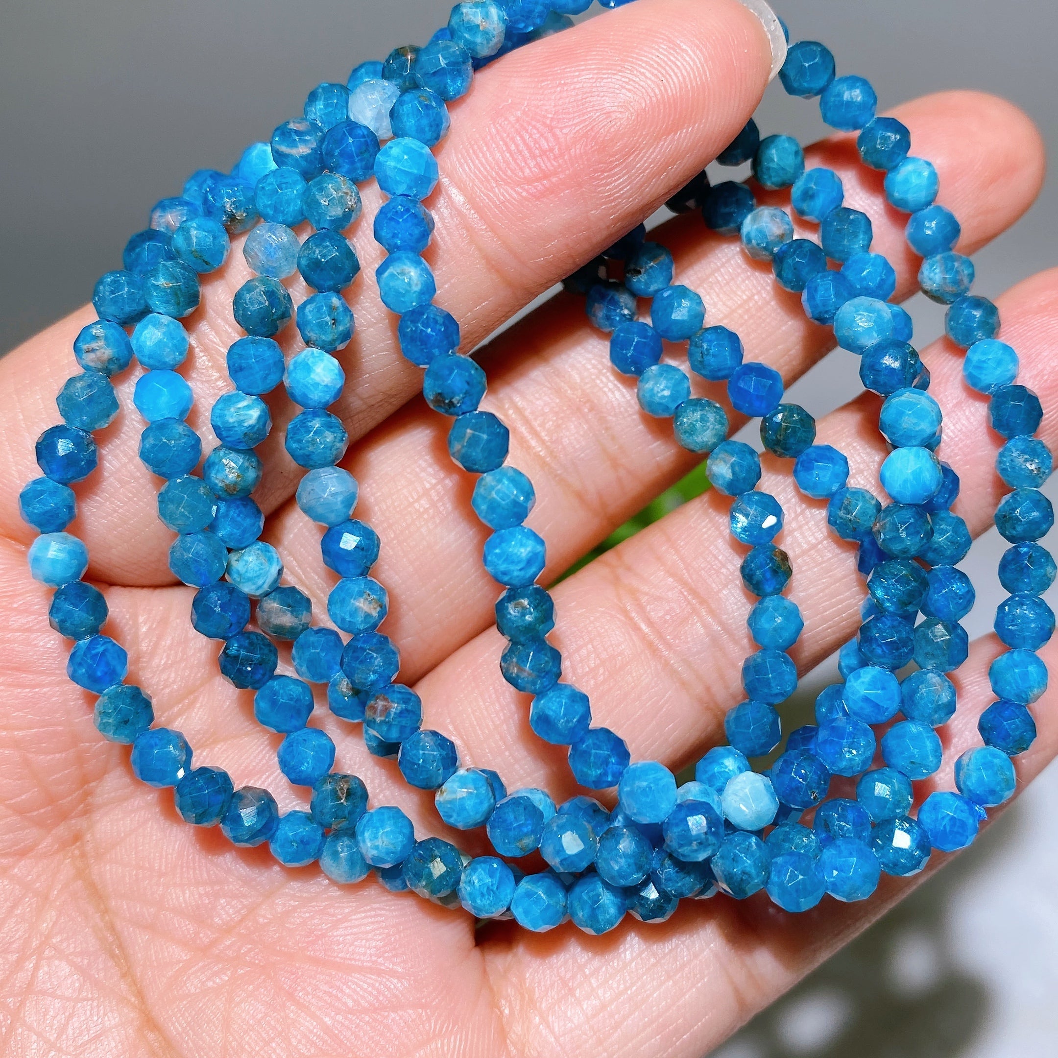 ATELIER-TIBET – Bracelet Élégant en Quartz Rose Facetté 4 mm