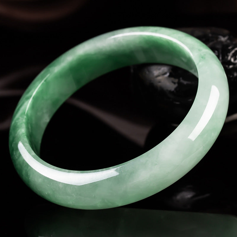 ATELIER-TIBET – Pendentif Jade Vert Renard à Neuf Queues
