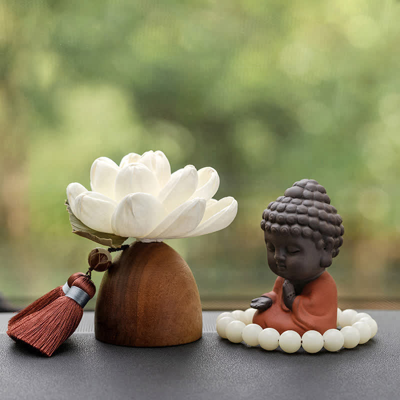 ATELIER-TIBET – Statue Bouddha en Bois de Pêcher Noir 5,4 cm | Décoration Zen Fleur