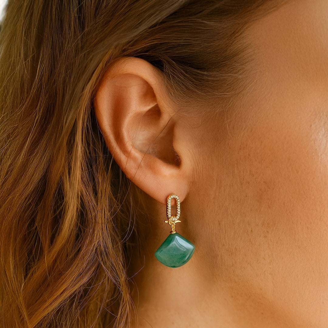 ATELIER-TIBET – Boucles d'Oreilles Pendantes Demi-Lune Équilibre Intérieur en Pierre Naturelle