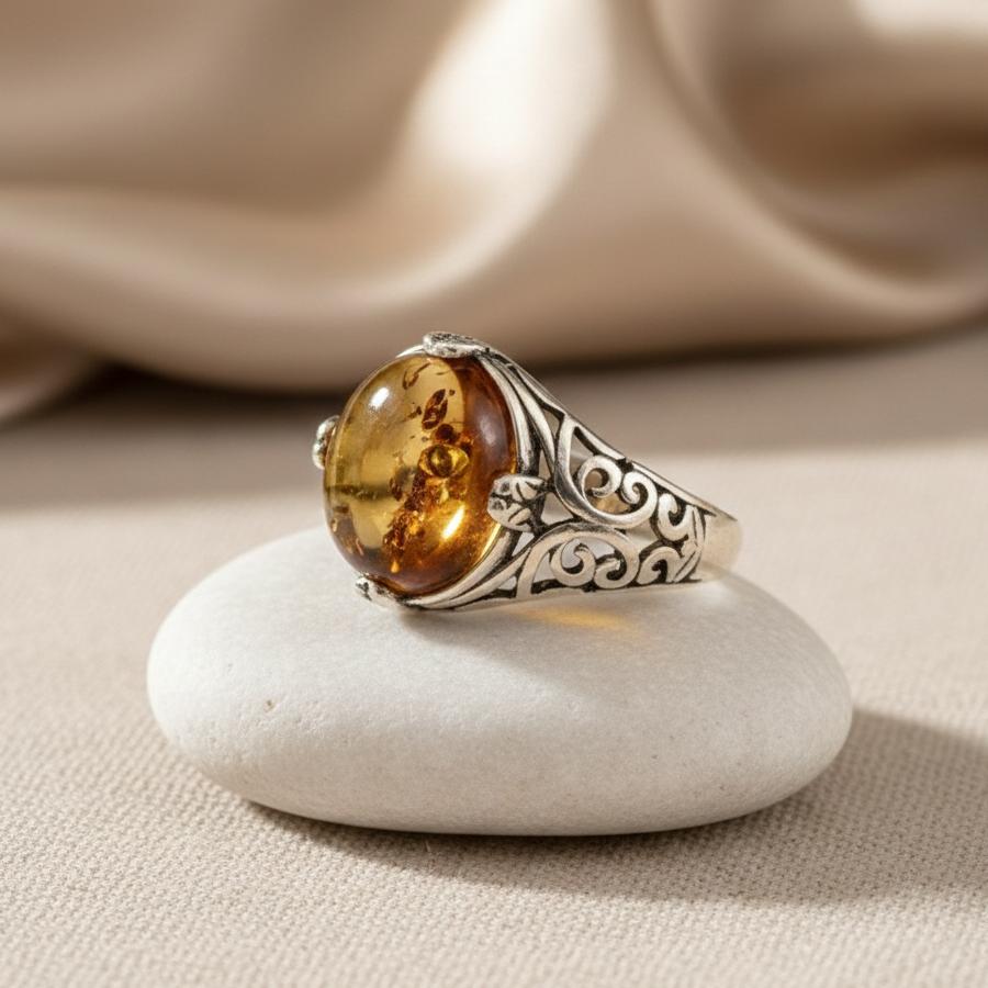 ATELIER-TIBET – Bague Éclat Solaire en Ambre Naturel & Argent