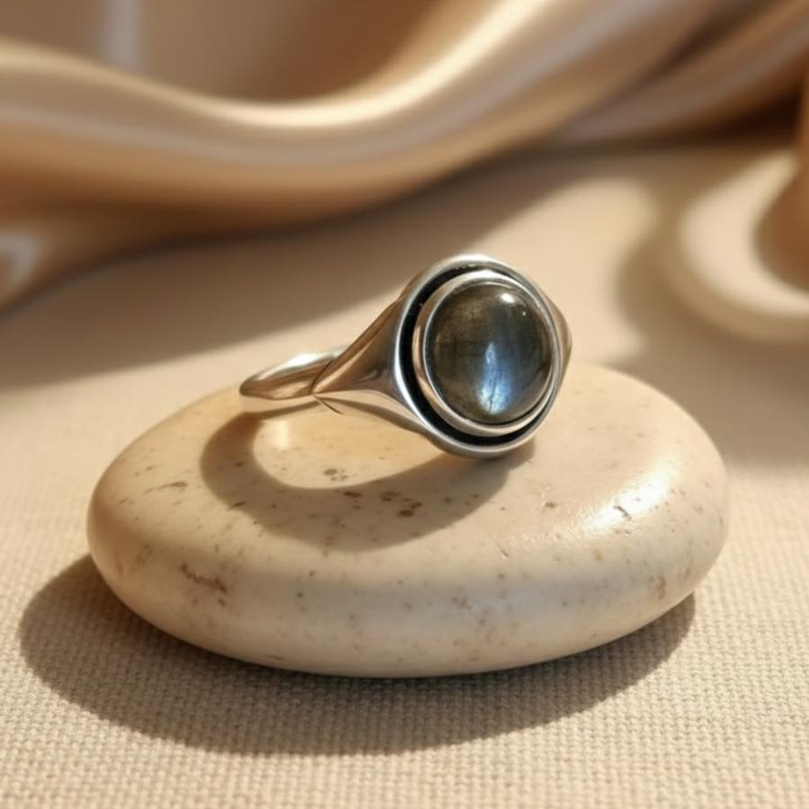 ATELIER-TIBET – Bague Divya en Labradorite Naturelle & Argent Sterling 925