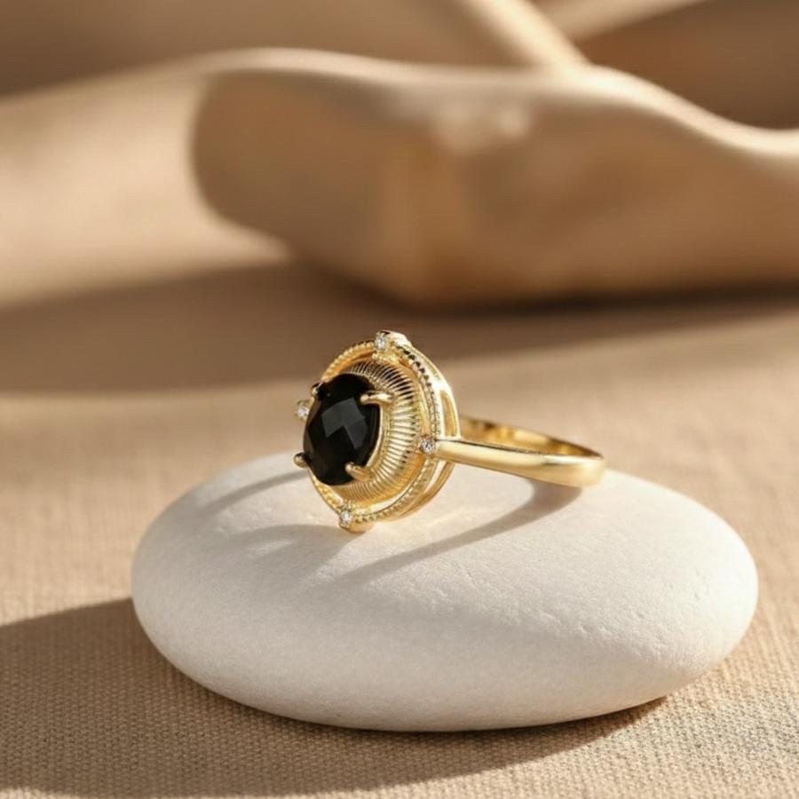 ATELIER-TIBET – Bague Noir Magnétique en Spinelle Noir & Plaqué Or