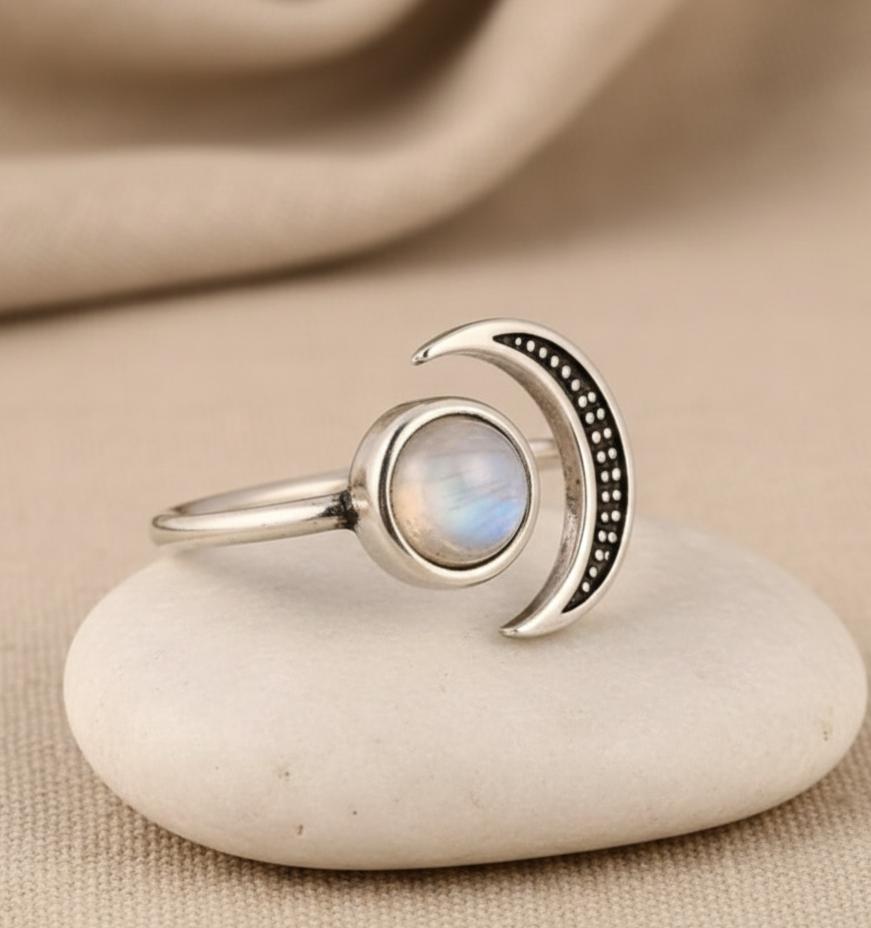 ATELIER-TIBET – Bague Séléné en Pierre de Lune Naturelle & Argent Sterling 925 Ajustable