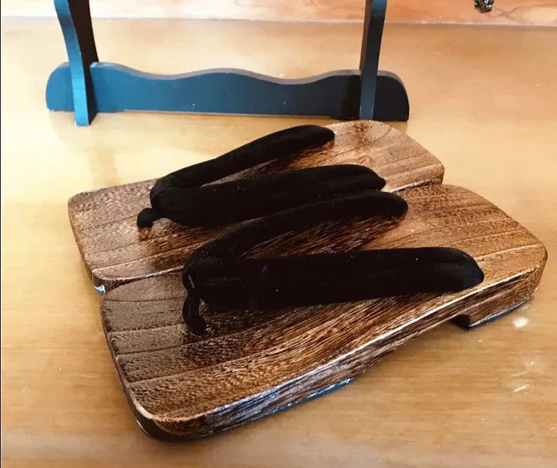 ATELIER-TIBET – Geta Japonaise Moderne en Bois & Tissu