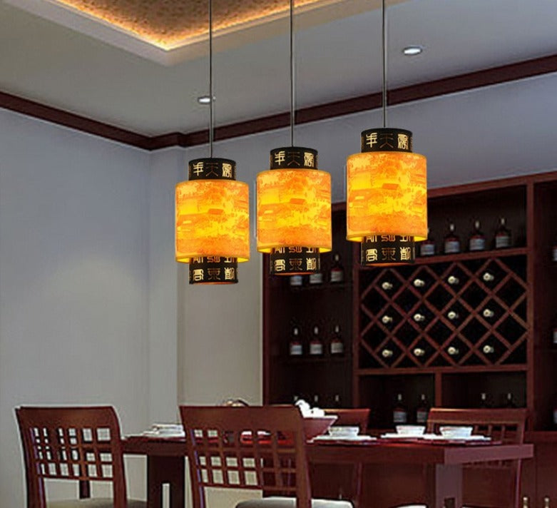 ATELIER-TIBET – Lampe Suspendue Japonaise en Bois aux Symboles Traditionnels, Lumière Zen Douce