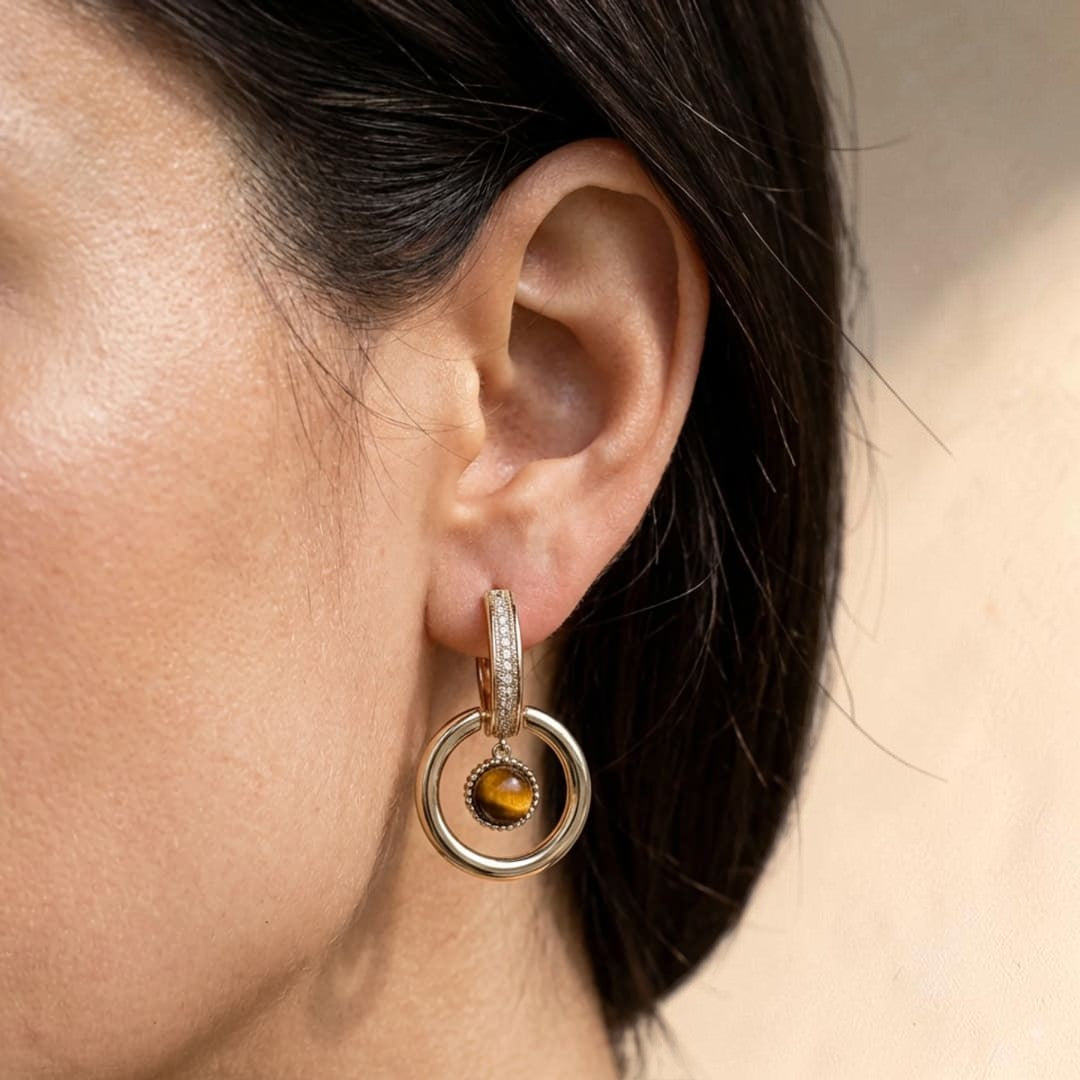 ATELIER-TIBET – Boucles d’Oreilles Éclat Félin en Œil de Tigre & Plaqué Or