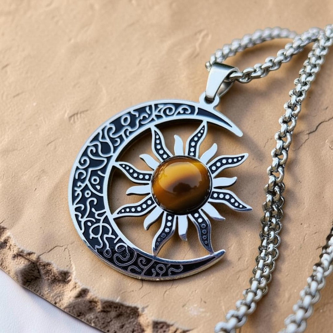 ATELIER-TIBET – Pendentif Équilibre Cosmique Lune-Soleil en Oeil de Tigre