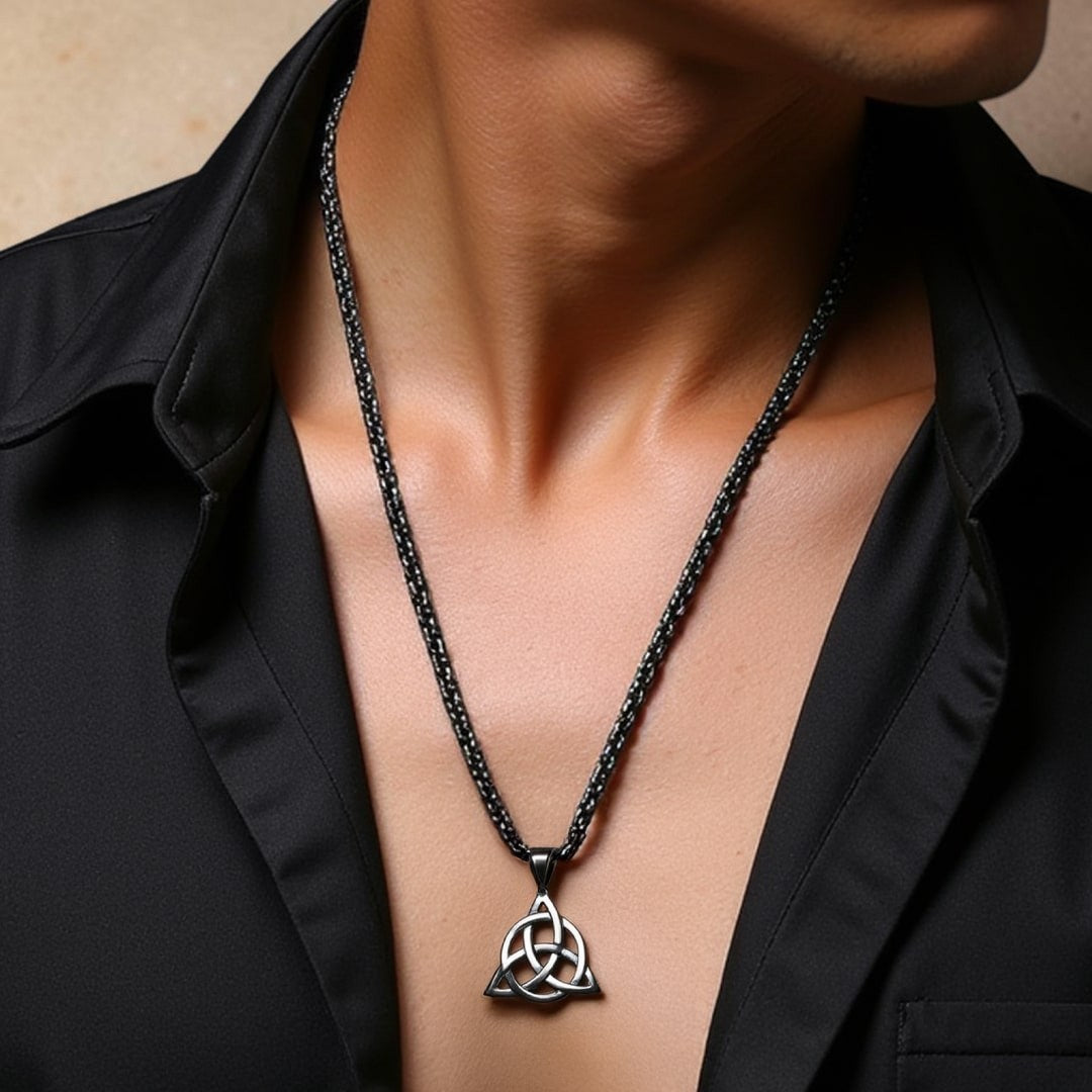 ATELIER-TIBET – Pendentif Triquetra en Acier Inoxydable