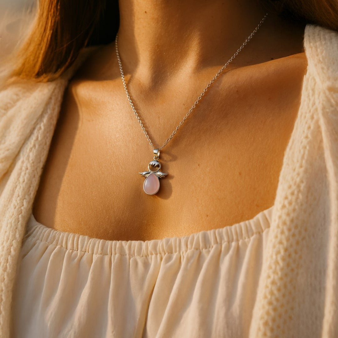 ATELIER-TIBET – Pendentif Petit Ange et sa Pierre Naturelle