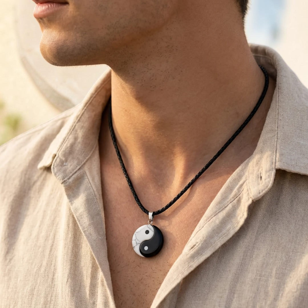 ATELIER-TIBET – Pendentif Yin-Yang en Howlite & Obsidienne Noire