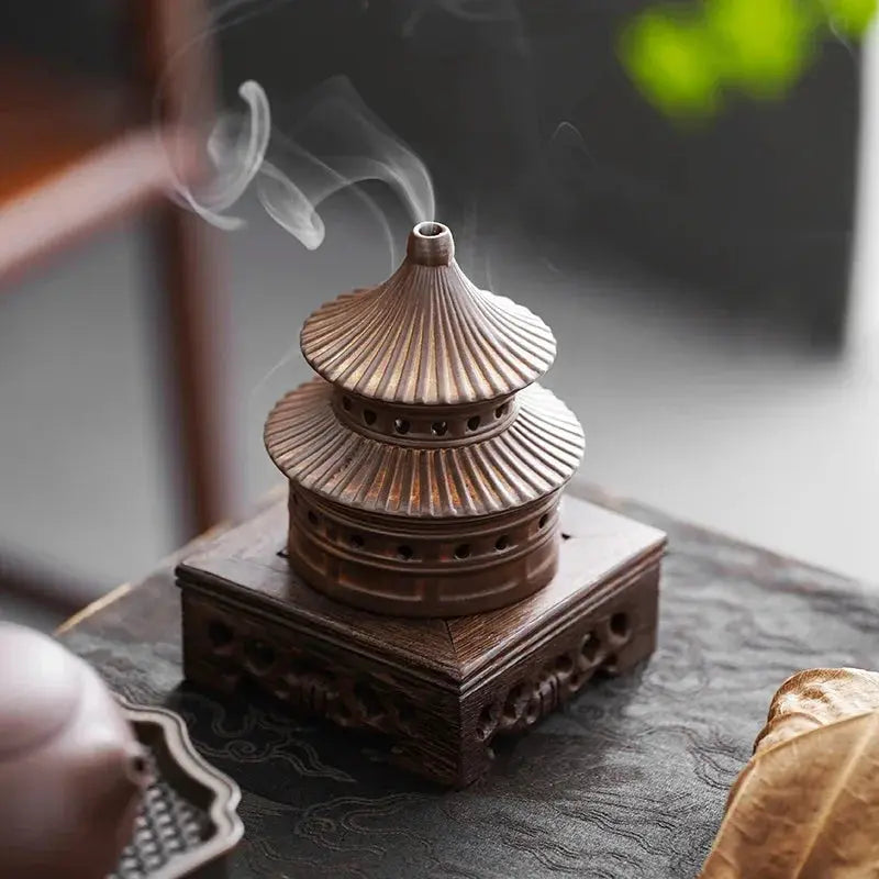 ATELIER-TIBET – Brûleur d’Encens Pagode en Céramique, Sérénité & Élégance