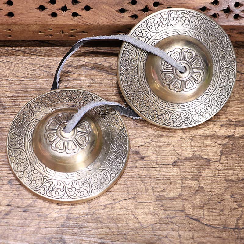 ATELIER-TIBET Cloches Tingsha en Cuivre – Cymbales Tibétaines de Méditation avec Mantra “Om Mani Padme Hum”