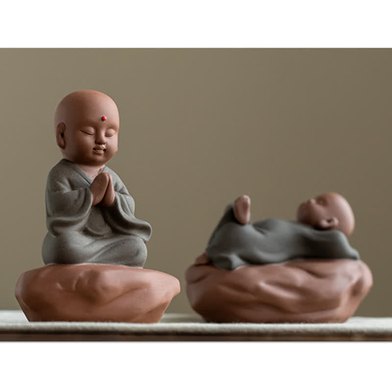 ATELIER-TIBET – Statue Bouddha en Bois de Pêcher Noir 5,4 cm | Décoration Zen Fleur