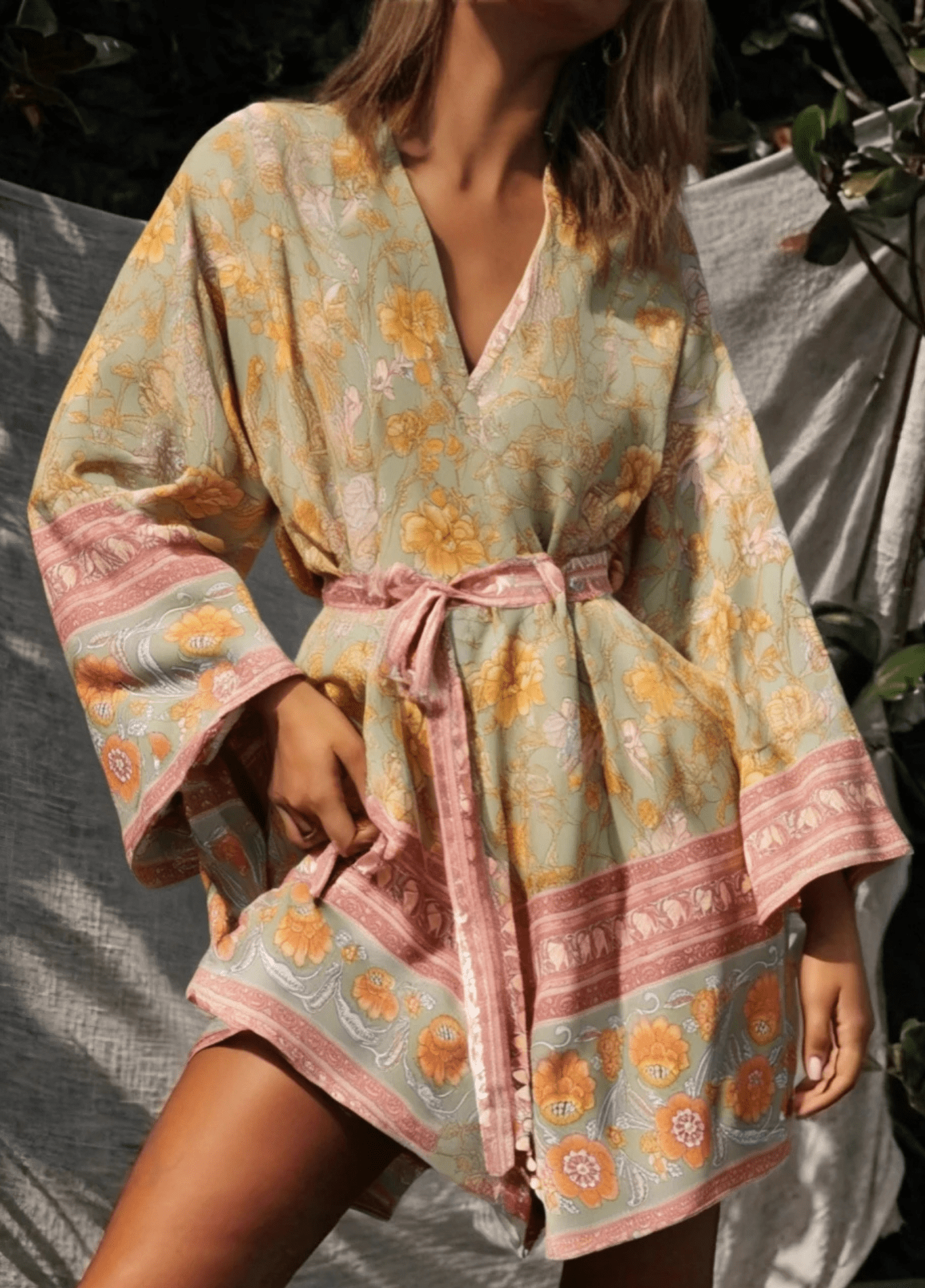 Kimono court femme floral jaune – Aurore