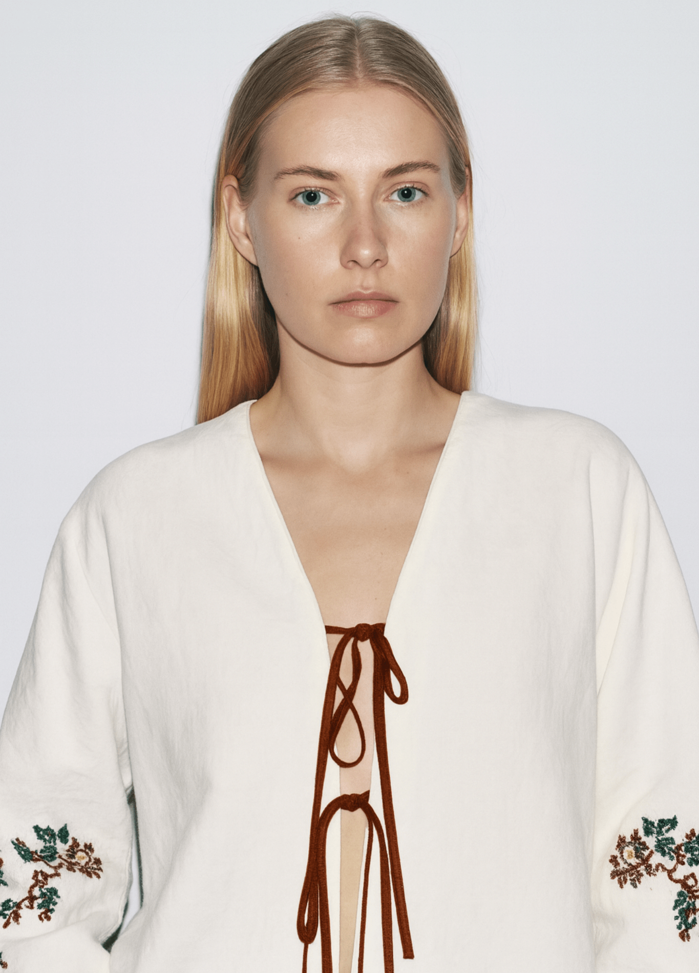 Kimono court femme lin motif pivoine beige – Apolline