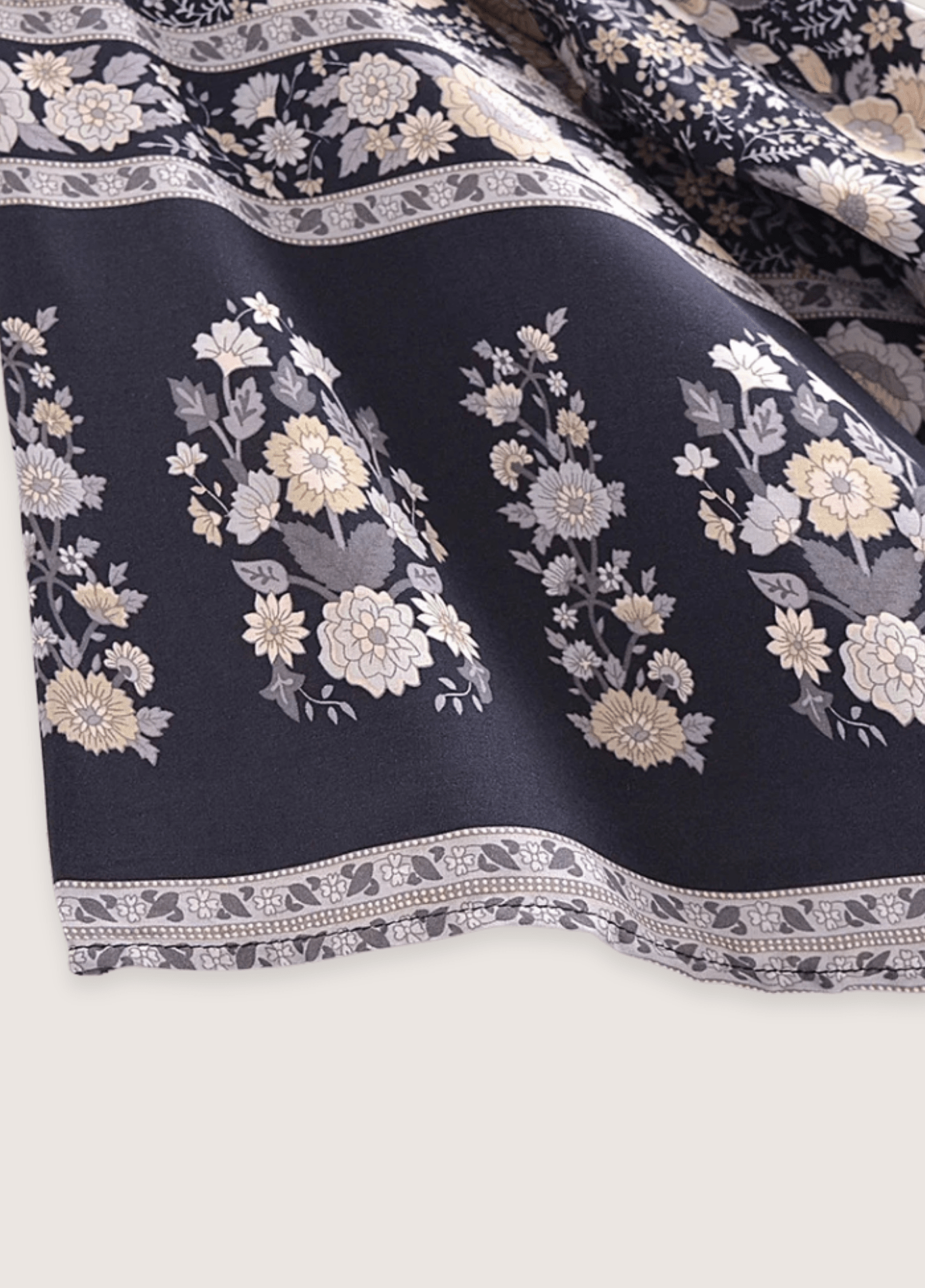 Kimono court femme floral gris