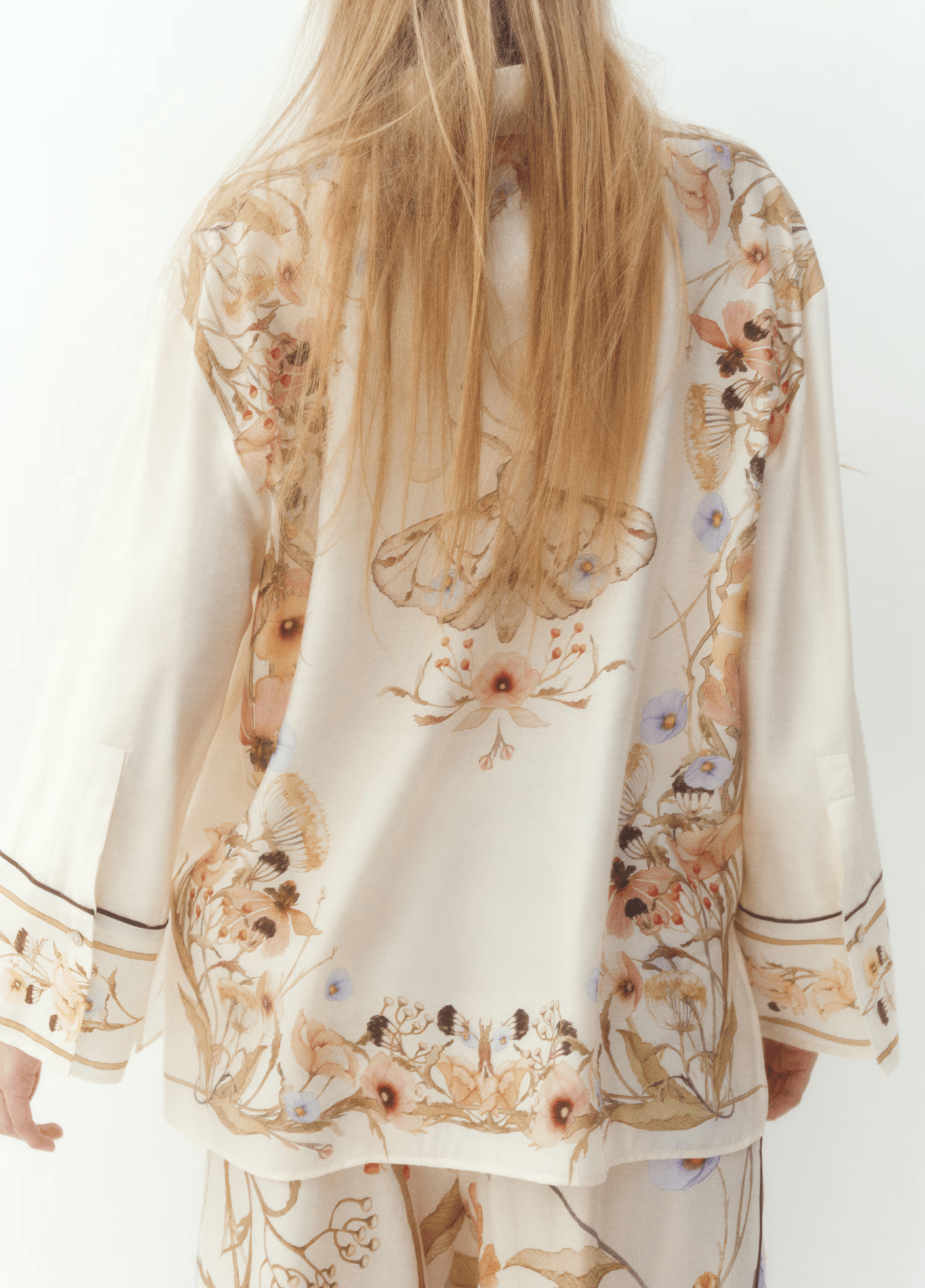 Kimono court femme motif pivoine blanc – Magnolia