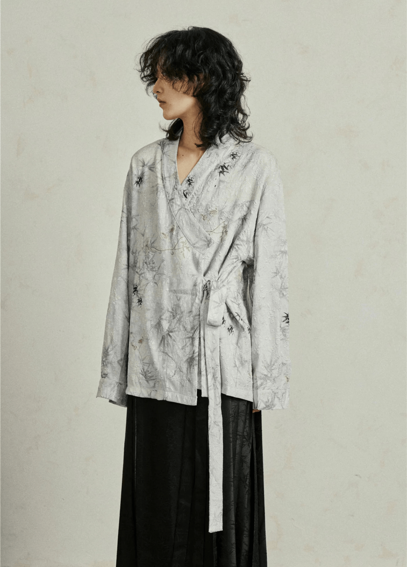 Chemisier kimono court femme jacquard gris perle – Sumi 2.0