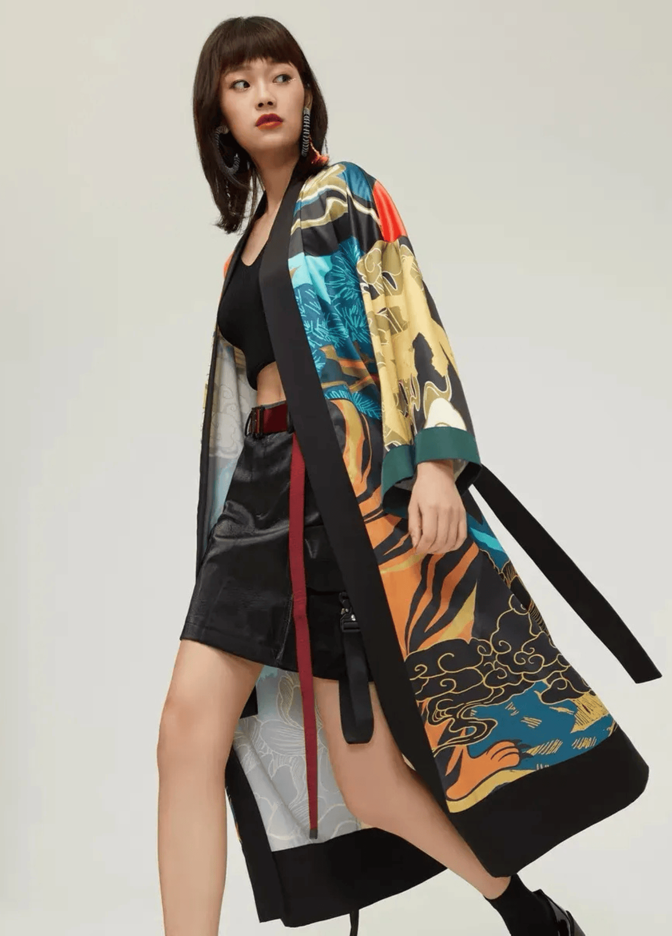 Kimono long femme motif tigre japonais noir – Tora