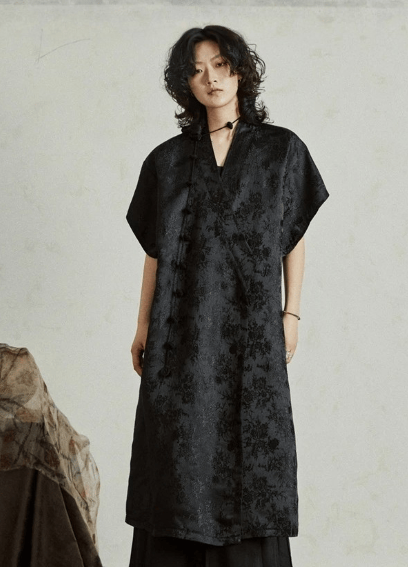 Kimono long femme jacquard noir ton sur ton – Yami