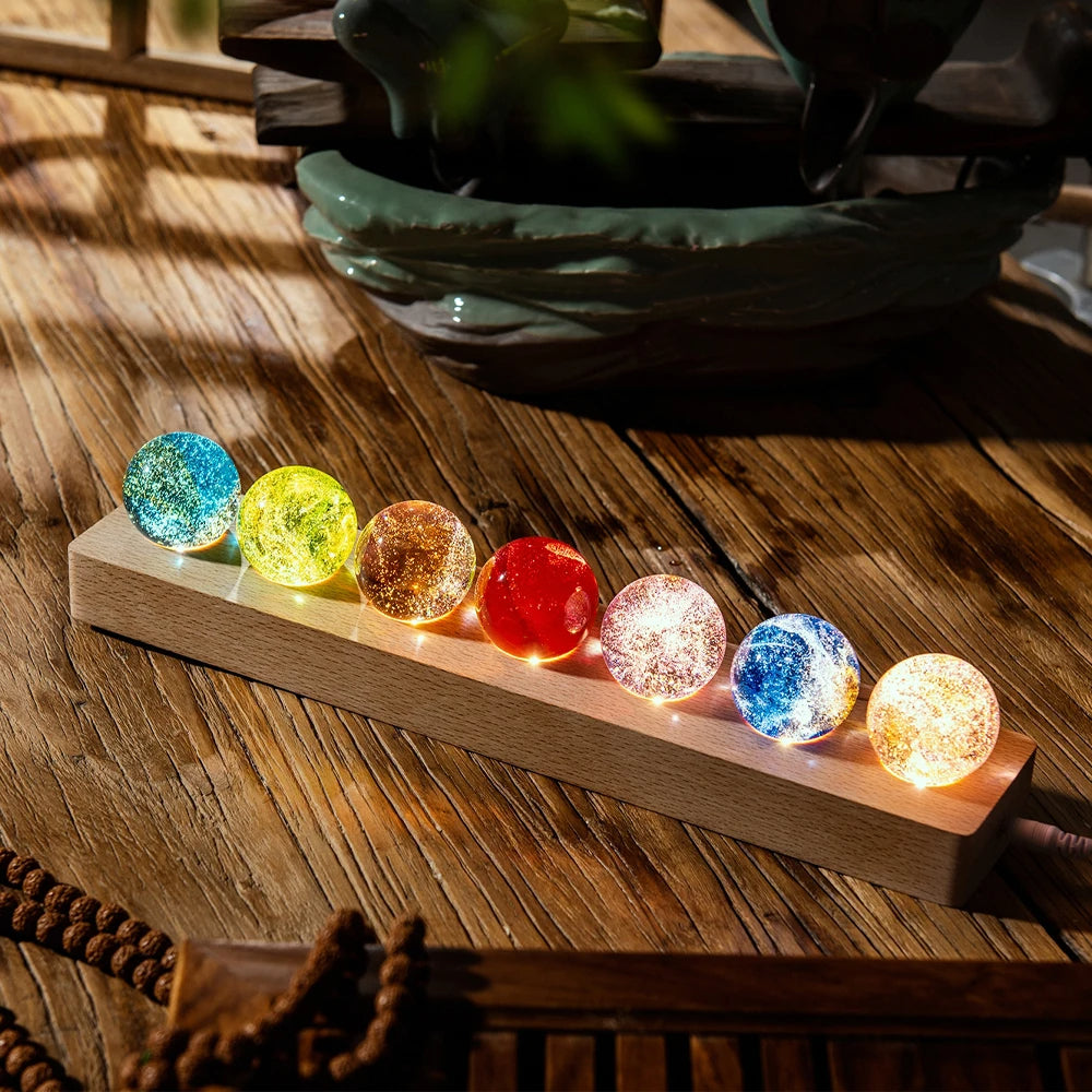ATELIER-TIBET Lampe Zen LED 7 Chakras – Boules de Cristal & Base Bois, Ambiance Harmonie & Sérénité