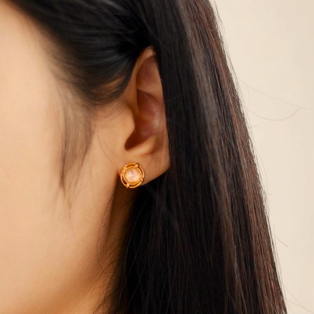 ATELIER-TIBET – Boucles d'oreilles Quartz Rose – Aura Radieuse, Argent Plaqué Or 10K