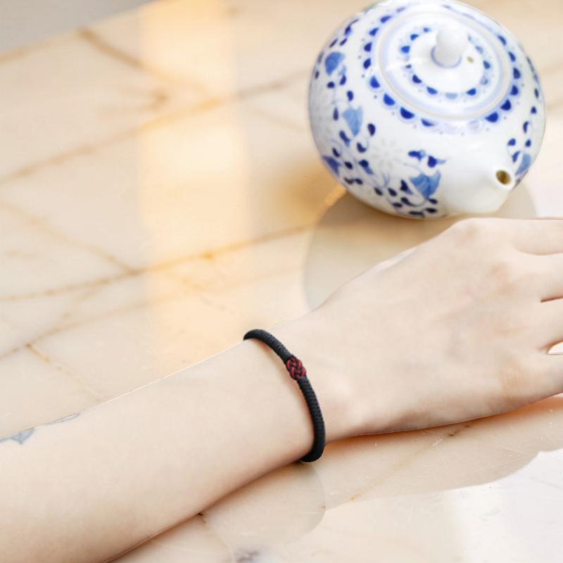 ATELIER-TIBET – Bracelet Fil Rouge – Protection et Chance