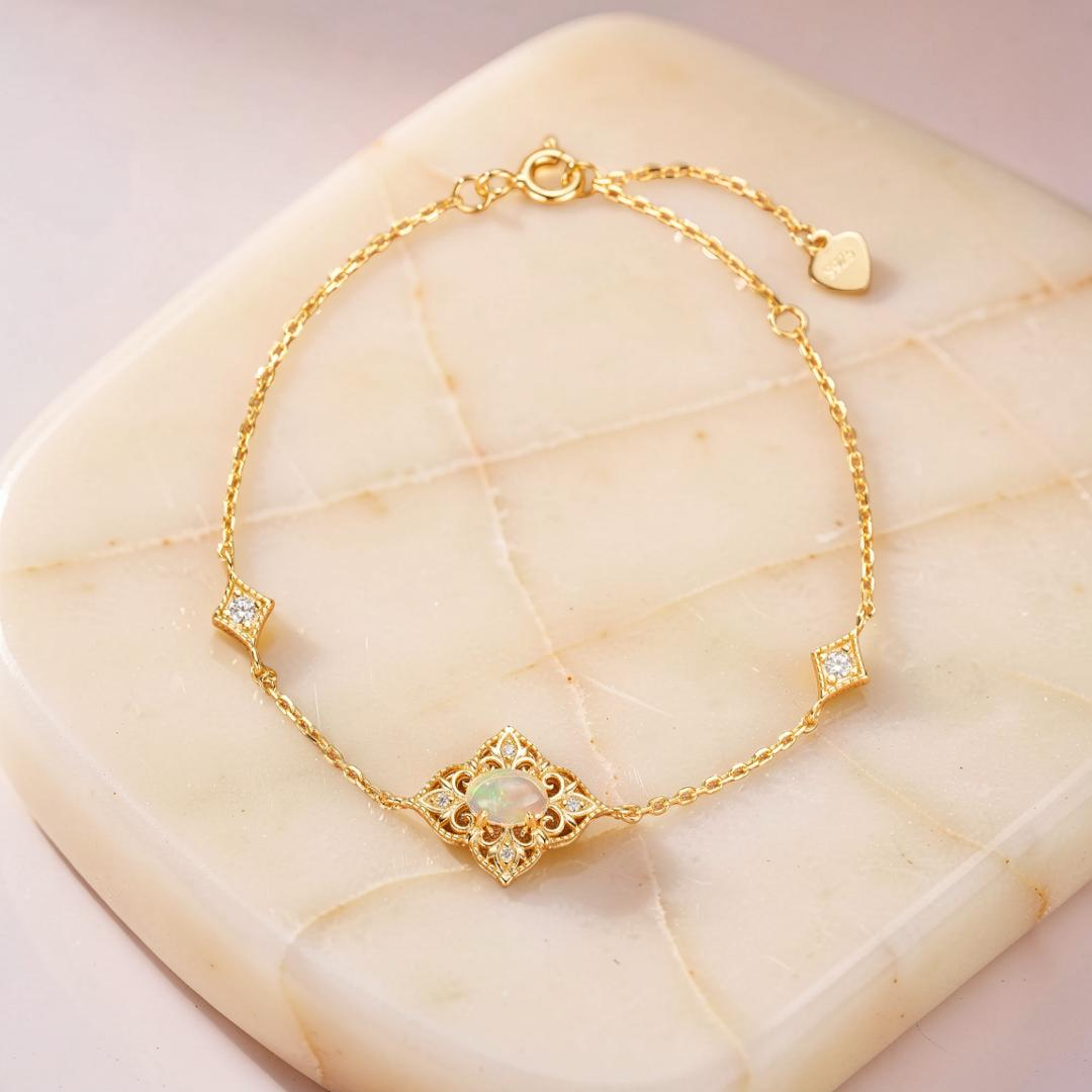 ATELIER-TIBET – Bracelet Opale – Lumière Bohème, Argent Plaqué Or 10K