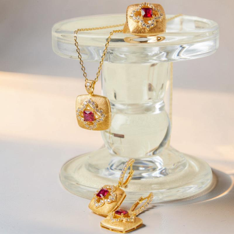 ATELIER-TIBET – Boucles d'Oreilles Cornaline – Chance Florale, Argent Plaqué Or