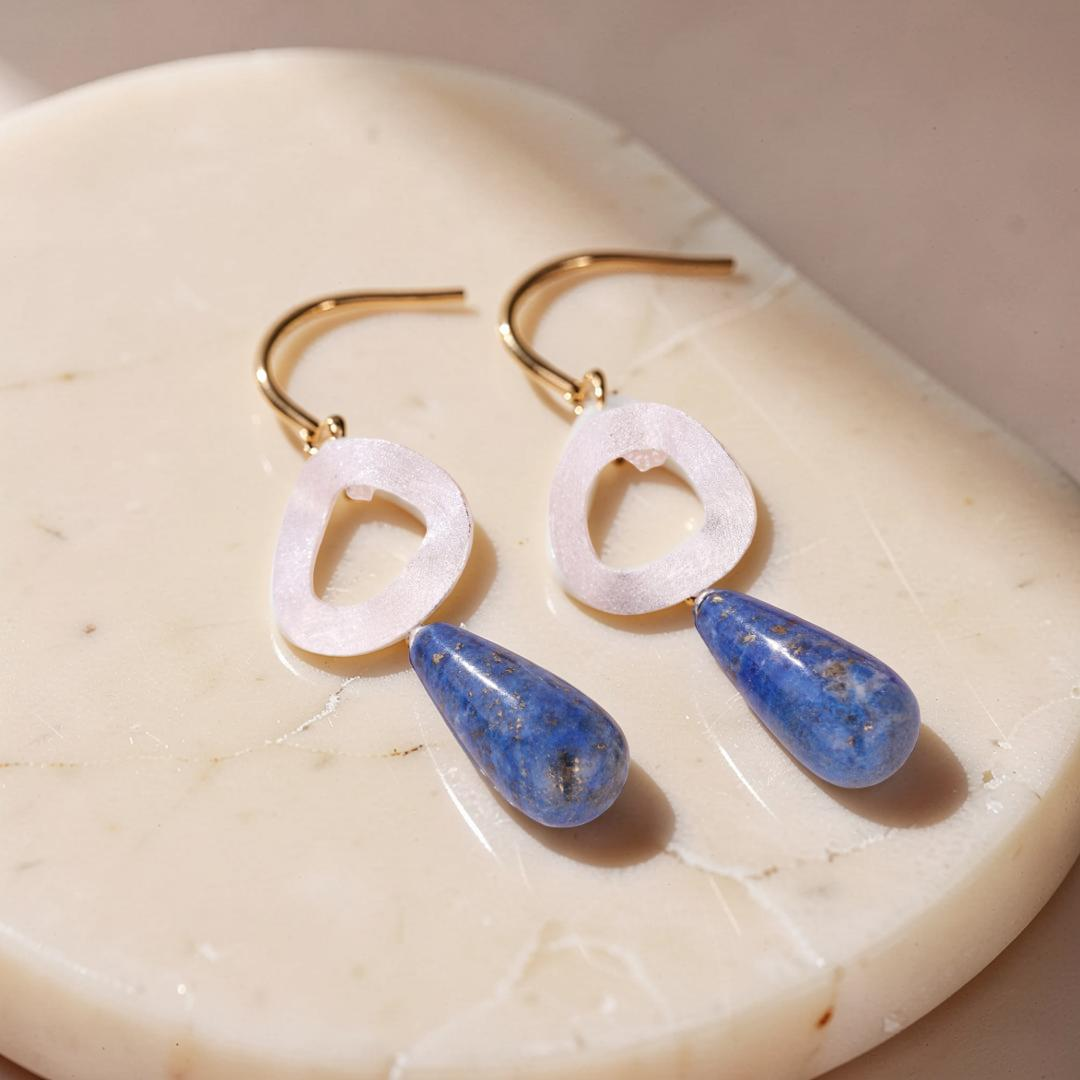 ATELIER-TIBET – Boucles d'Oreilles Aventurine et Lapis Lazuli – Goutte Dorée, Argent Plaqué Or
