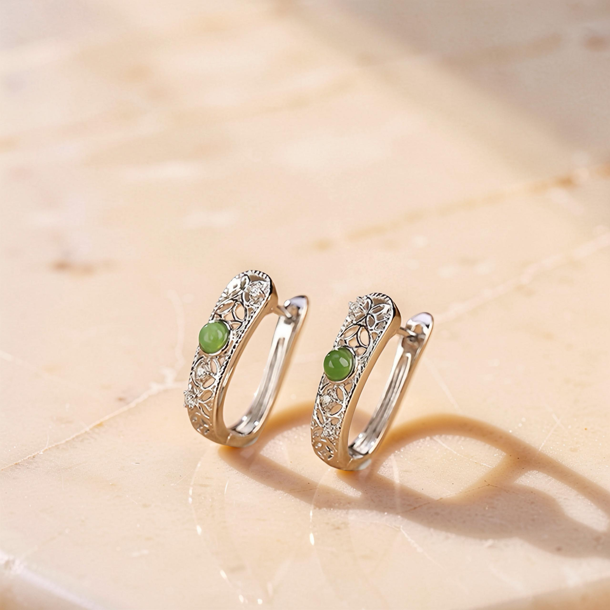 ATELIER-TIBET – Boucles d'Oreilles Jade – Élégance Impériale, Argent Plaqué Or