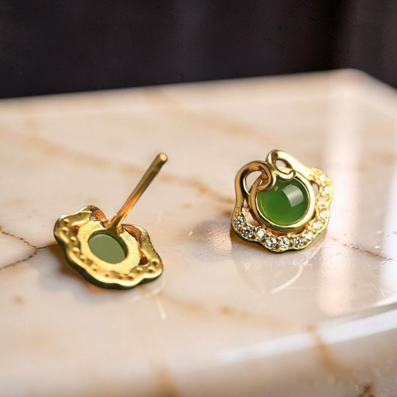 ATELIER-TIBET – Boucles d'Oreilles Jade – Nuage de Bonheur, Argent Plaqué Or