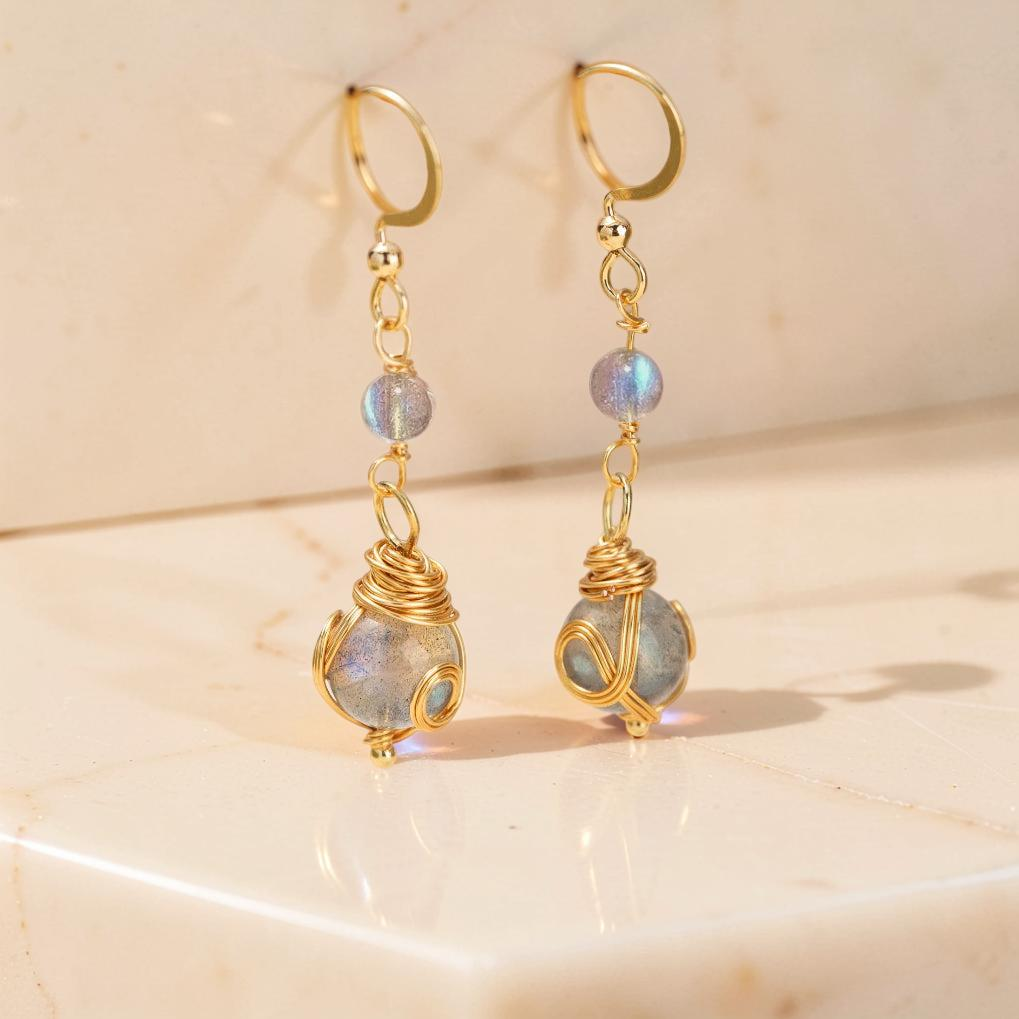 ATELIER-TIBET – Boucles d'Oreilles Labradorite – Étoile du Soir, Plaqué Or