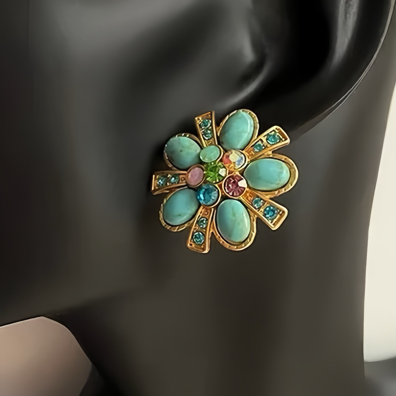 ATELIER-TIBET – Boucles d'Oreilles Turquoise – Fleur Éternelle, Argent Plaqué Or