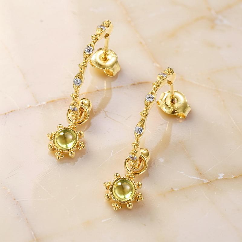 ATELIER-TIBET – Boucles d’Oreilles Créoles Péridot – Lumière d’Olivine, Argent Plaqué Or