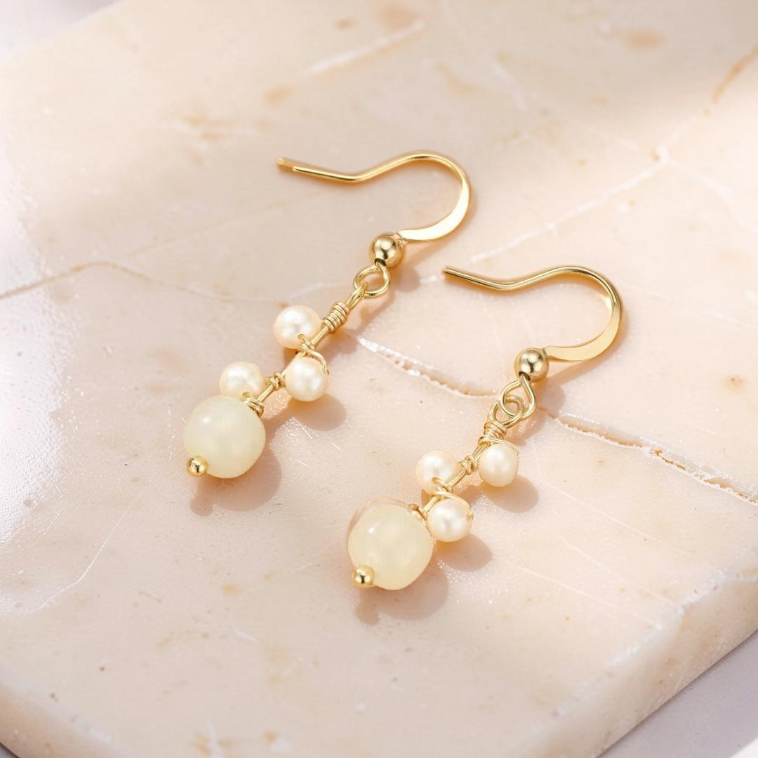 ATELIER-TIBET – Boucles d’Oreilles Jade Néphrite et Perles – Élégance Naturelle