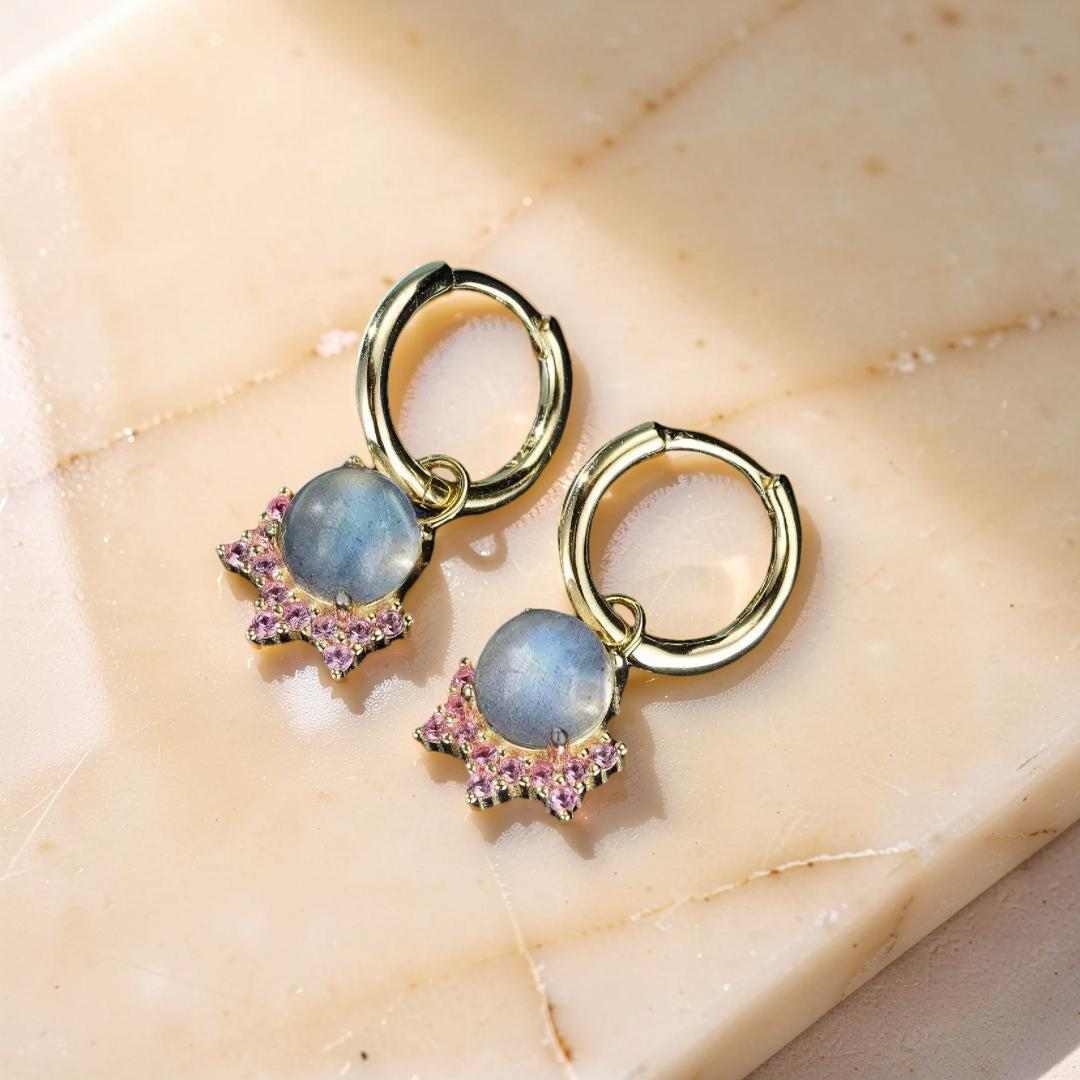 ATELIER-TIBET – Boucles d’Oreilles Labradorite – Meow, Argent Plaqué Or