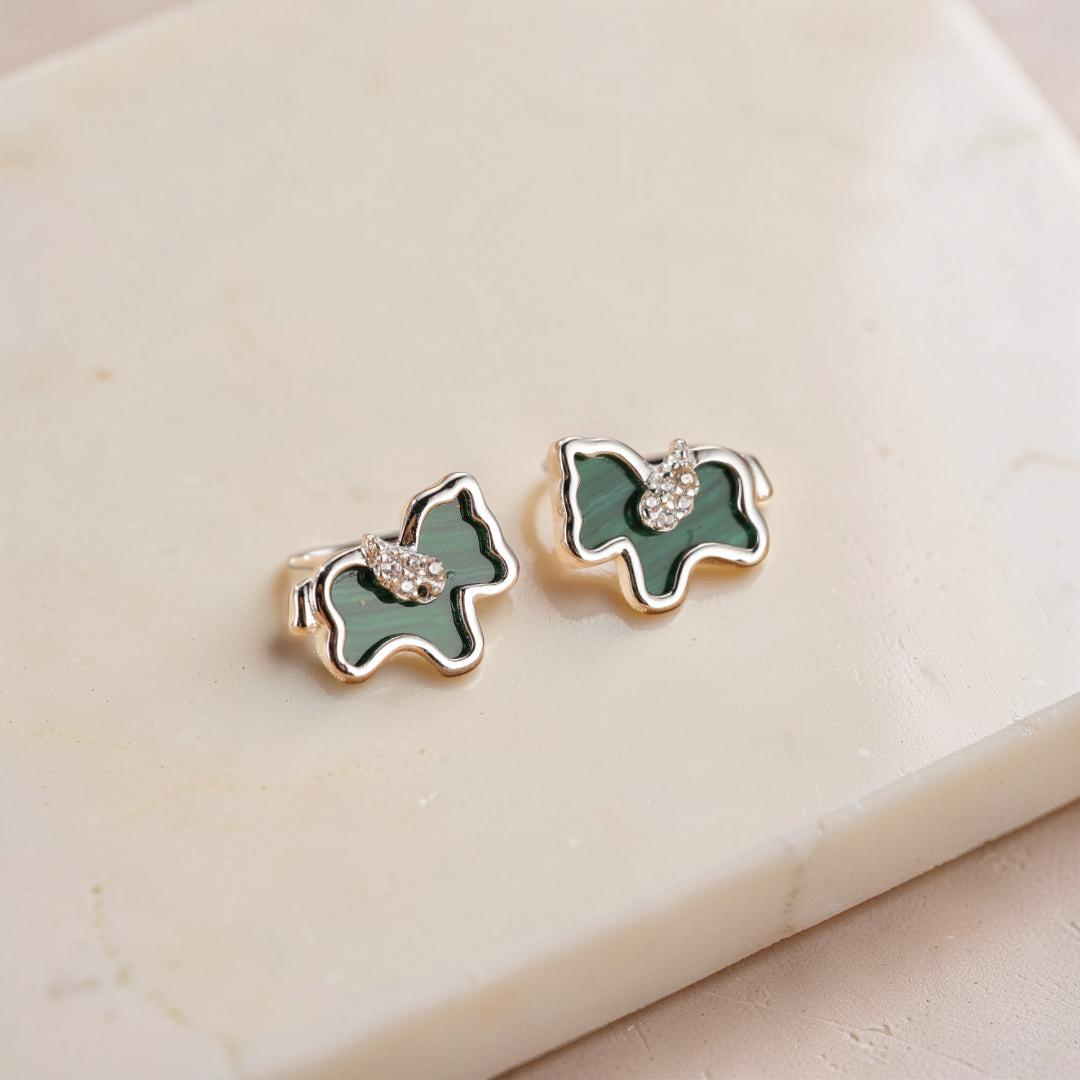 ATELIER-TIBET – Boucles d'Oreilles Malachite Cheval – Élégance Libre, Argent