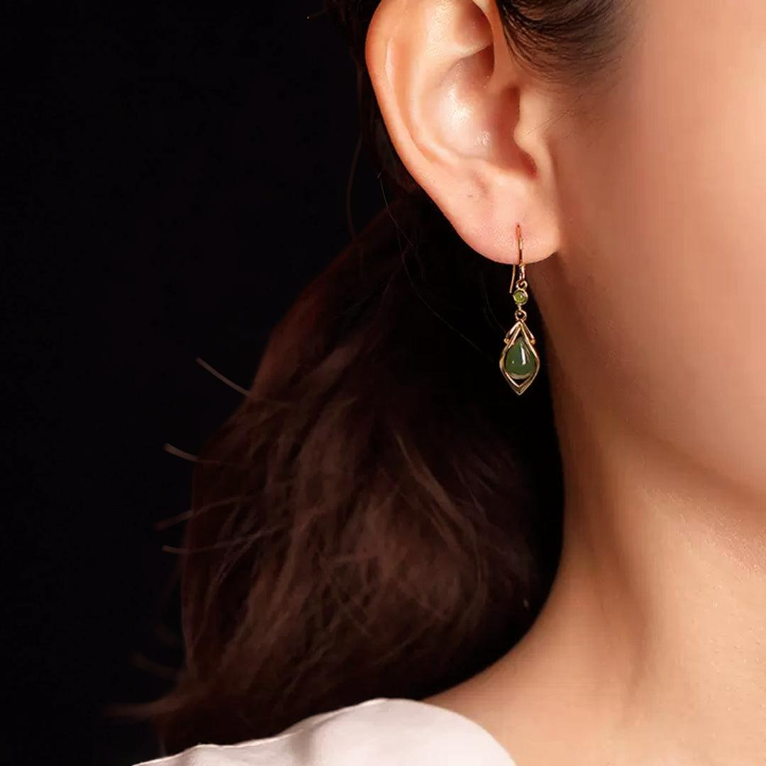 ATELIER-TIBET – Boucles d’Oreilles Pendantes Jade – Éveil Sacré, Argent