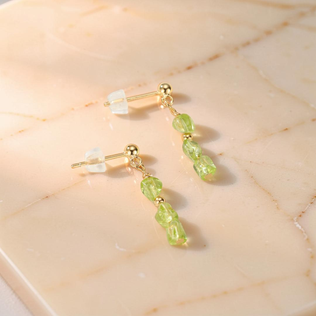 ATELIER-TIBET – Boucles d’Oreilles Pendantes Péridot – Gouttes Solaires, Argent Plaqué Or