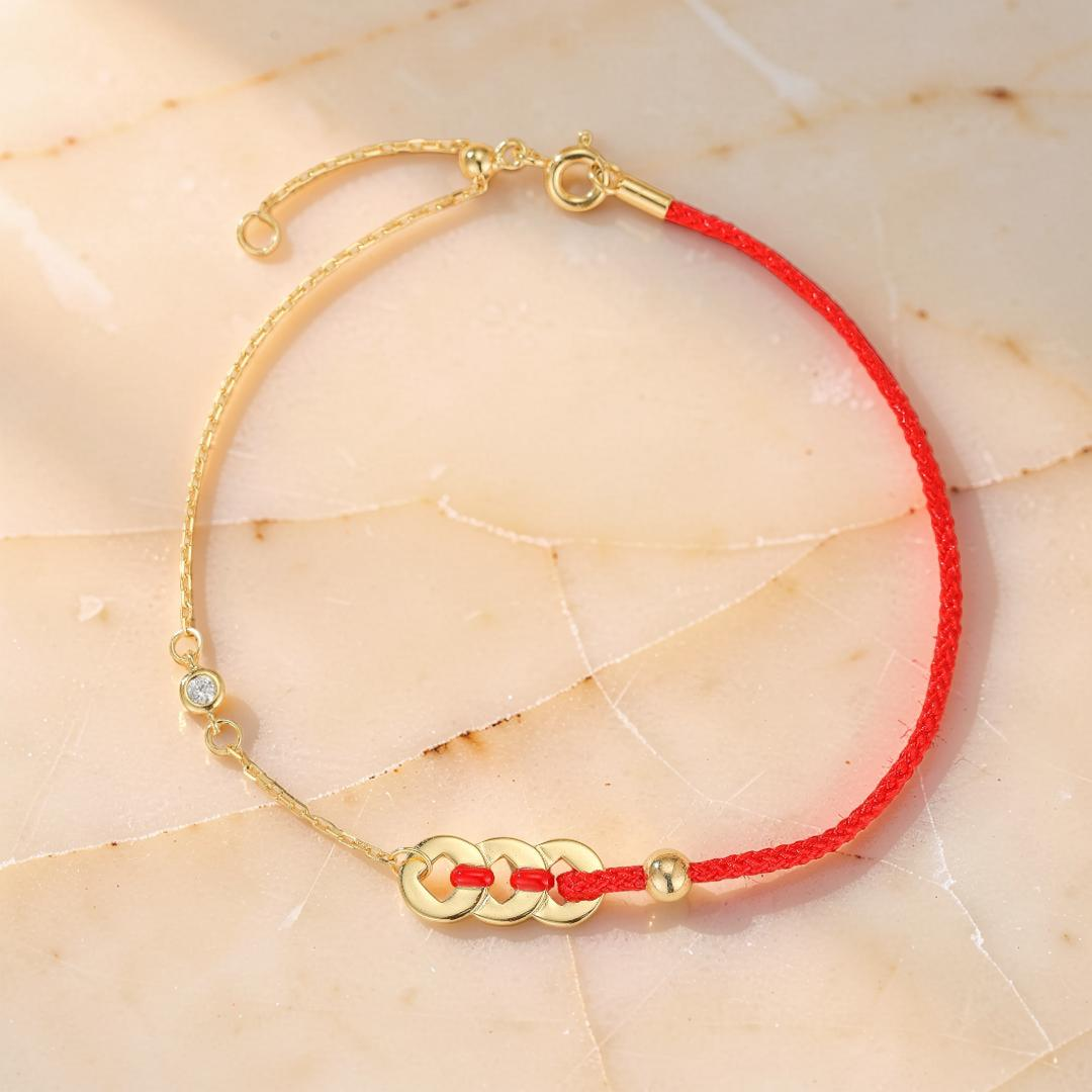 ATELIER-TIBET – Bracelet Cordon Rouge – Monnaies Porte-Bonheur, Argent Plaqué Or 18K