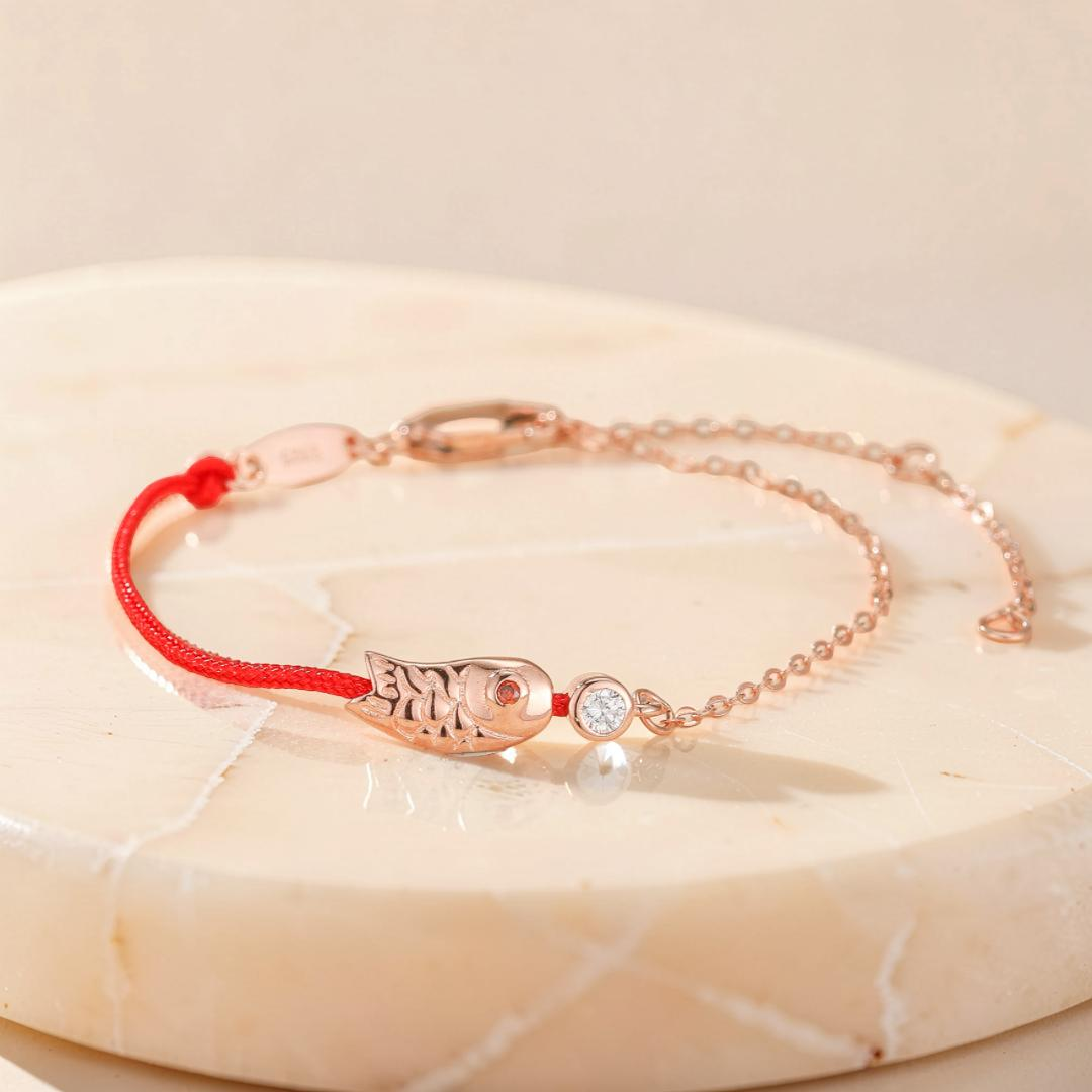 ATELIER-TIBET – Bracelet Cordon Rouge – Poisson Porte-Bonheur, Argent 925