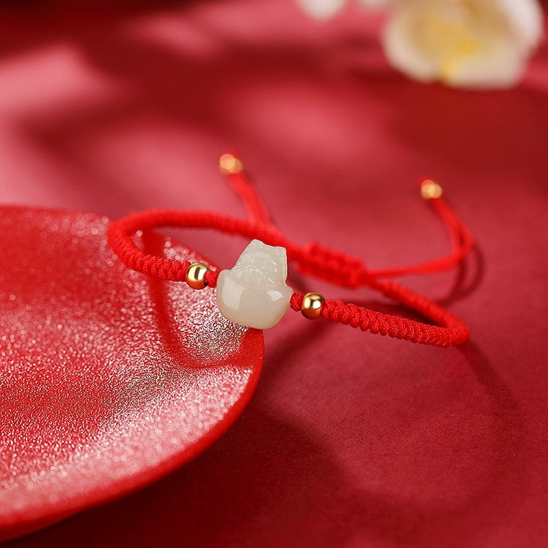 ATELIER-TIBET – Bracelet Jade – Bébé Dragon, Fil Rouge