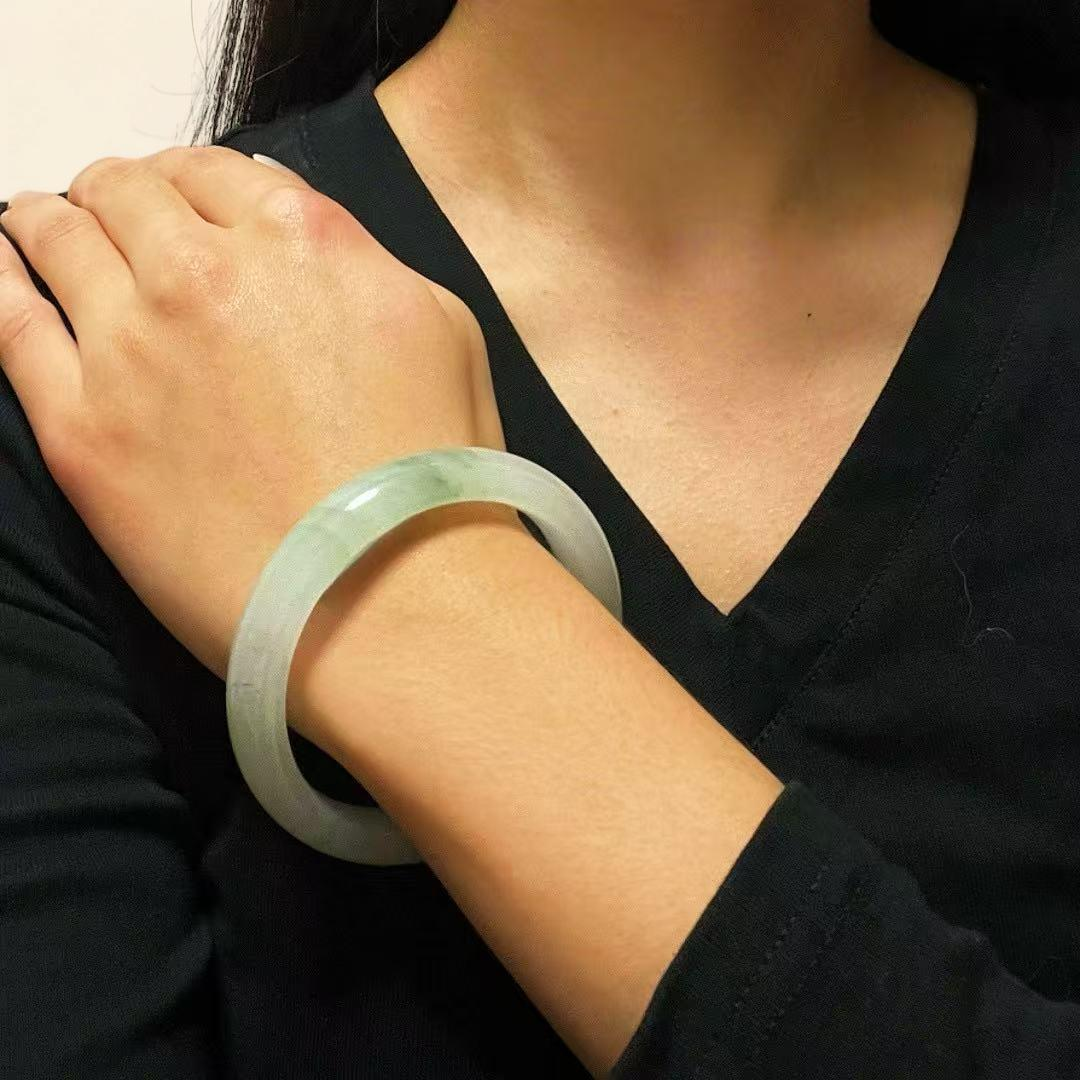 ATELIER-TIBET – Bracelet Jonc Calcédoine – Éclat Vert Naturel