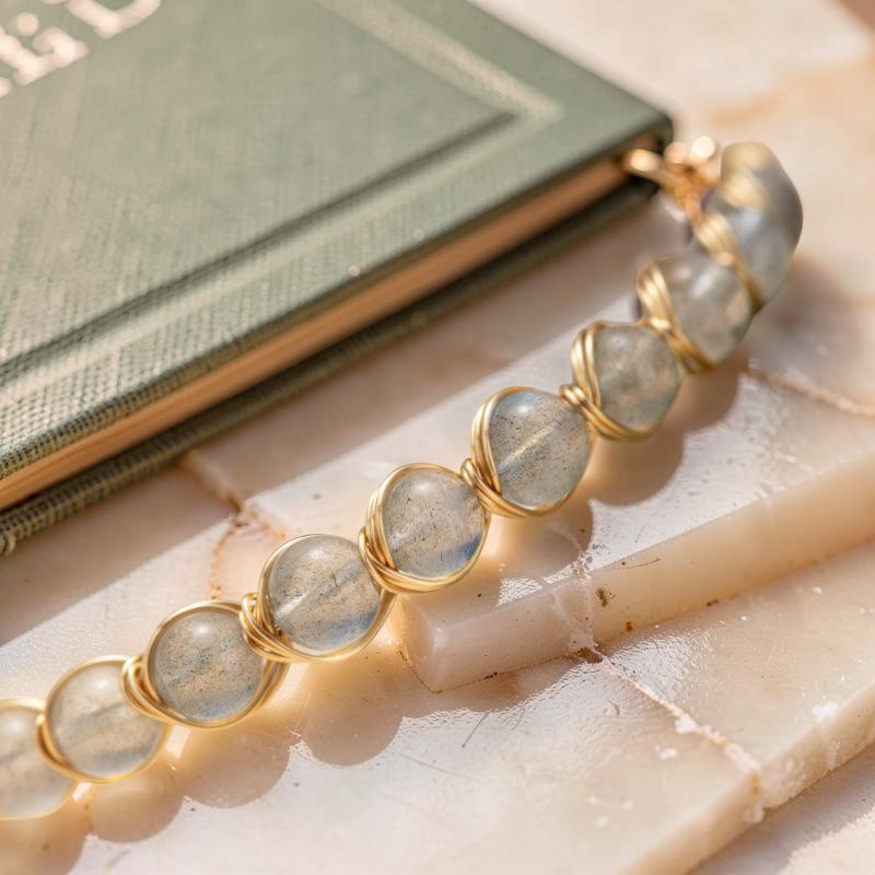 ATELIER-TIBET – Bracelet Labradorite – Lumière Intérieure, Argent Plaqué Or