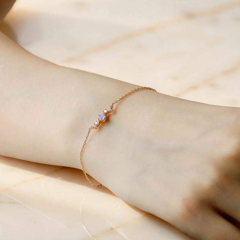 ATELIER-TIBET – Bracelet Pierre de Lune – Éblouissement, Argent Plaqué Or