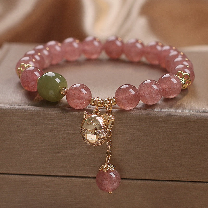 ATELIER-TIBET – Bracelet Quartz Fraise – Maneki-neko, Argent Plaqué Or