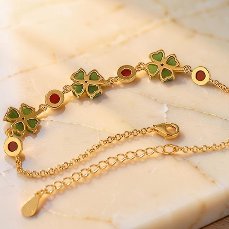 ATELIER-TIBET – Bracelet Trèfle en Jade – Chance Sereine, Argent Plaqué Or